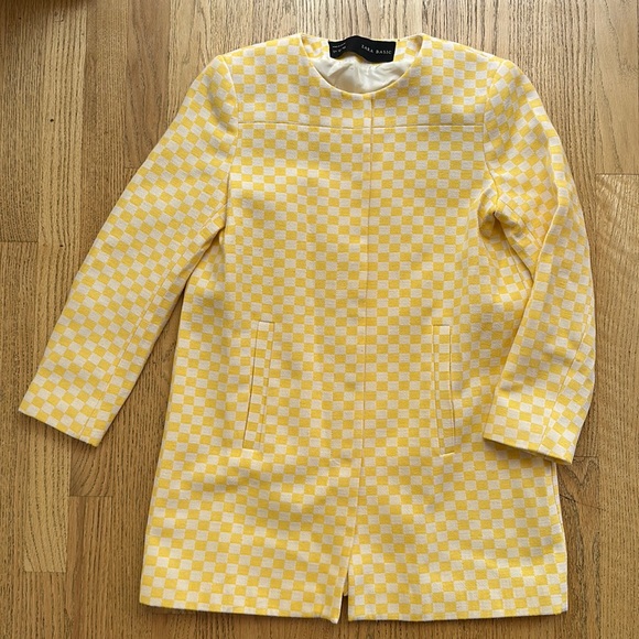 ♻️DONATED DEC. 2023♻️ 
Zara yellow/white checkered gingham coat size M - Picture 2 of 9